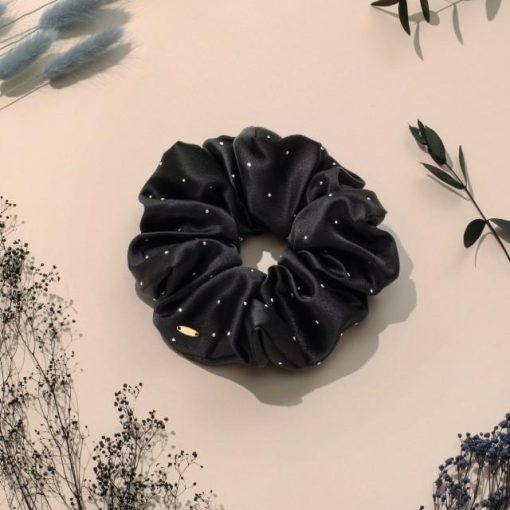 LALA J 새틴 도트 헤어 스크런치 (JALJHS3BF827FA000)